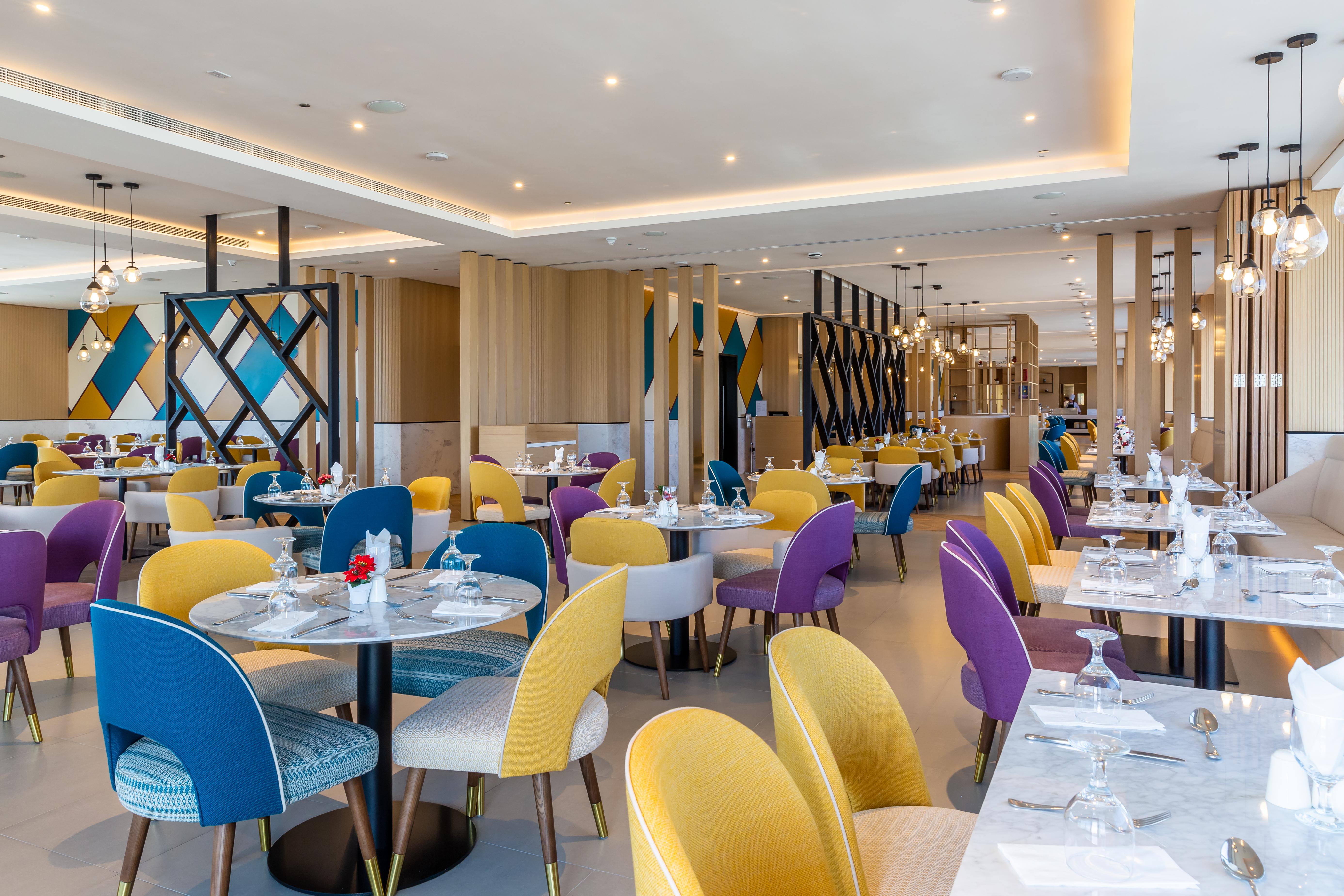 Premier Inn Dubai Dragon Mart Extérieur photo