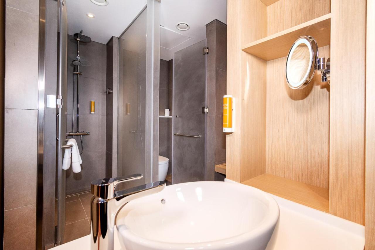 Premier Inn Dubai Dragon Mart Extérieur photo