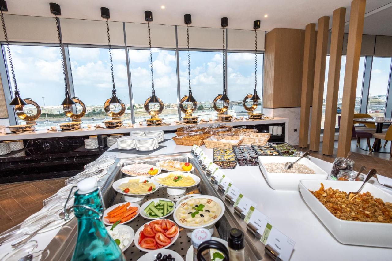 Premier Inn Dubai Dragon Mart Extérieur photo