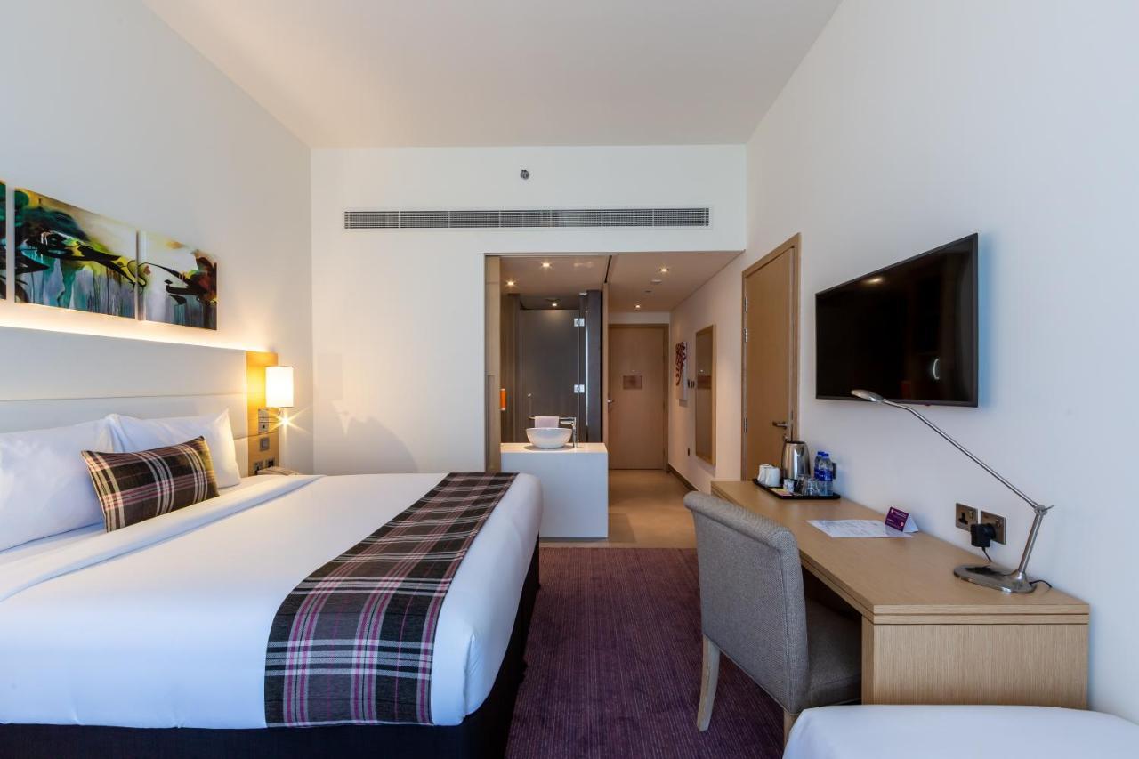 Premier Inn Dubai Dragon Mart Extérieur photo